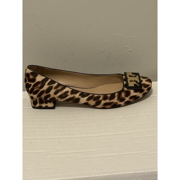 TORY BURCH Leopard Calf Hair Logo GIGI Round Toe Heels Pumps Size 8M MSRP $328 - Picture 2 of 11
